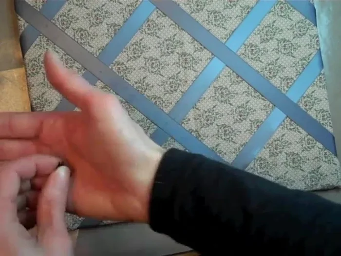 Attach the studs to the ribbon intersections.