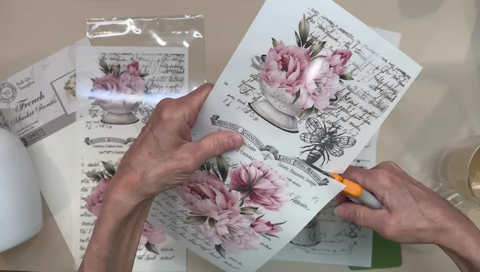 Apply French Market decals to the vase and pie plate.