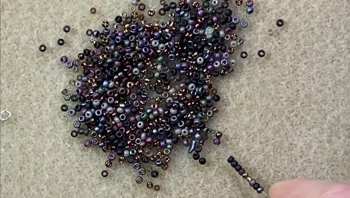 Repeat Step 3 until the desired necklace length is reached.