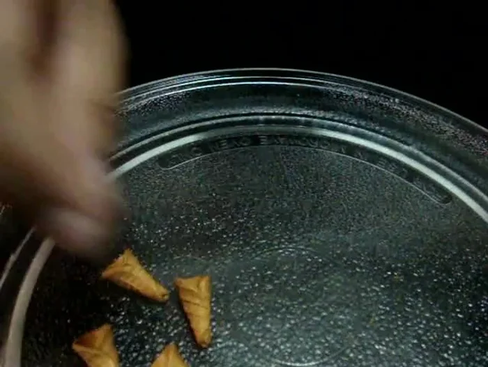 Bake the ice cream cones according to the instructions on your polymer clay package.