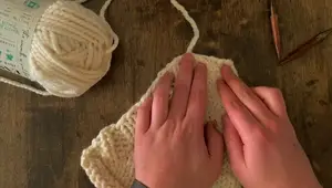 Knitting Triangular Cardigan Pockets: A Step-by-Step Guide