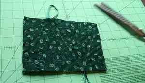 DIY Fabric Scrap Christmas Ornaments: The Quick & Easy Method