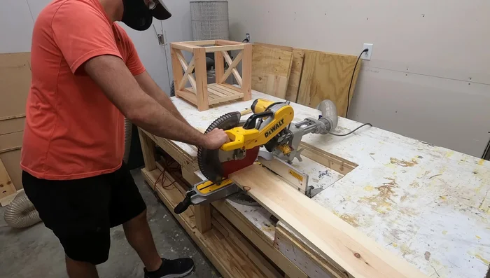 Cut and attach the tabletop: