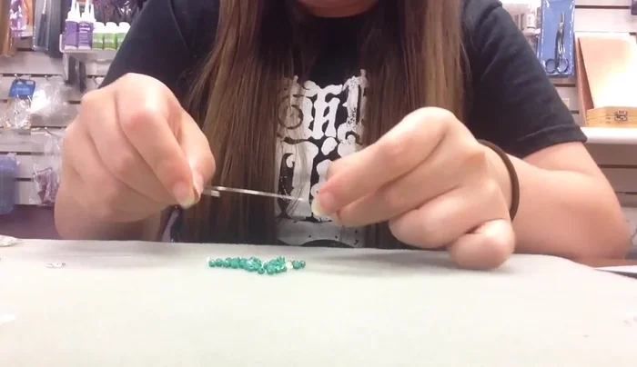 Close the loop on the other side, using the same technique as step 2.