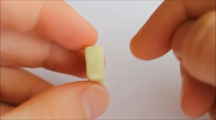 Round the edges by pushing and smoothing them out to make the star more plump.