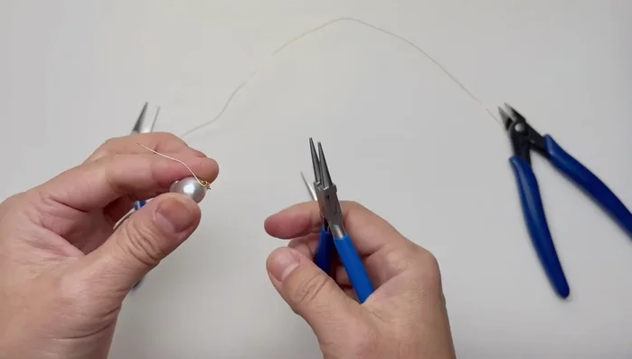 Repeat steps 3 & 4 on the other side of the pearl.