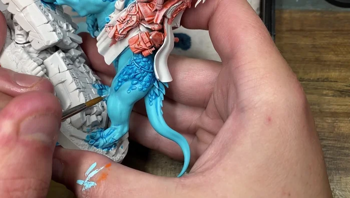 Mix Baharoth Blue and Dead White (50/50). Use this mix to highlight muscle definition.