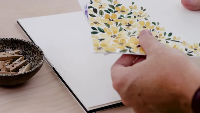 Add a message to the card.