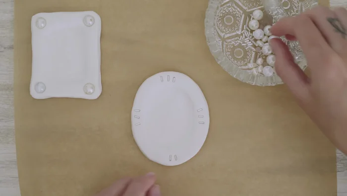 Let the clay dry: Let the frames dry for several days, flipping them occasionally for even drying.