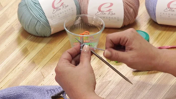 Knit the last stitch.