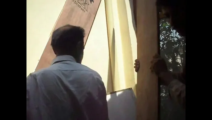 Attach the second support beam to the first.