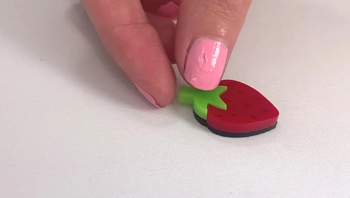 Let the glue dry for at least one hour.