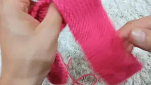 Beginner-Friendly Garter Stitch Bow Headband Knitting Tutorial