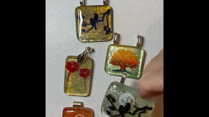 Build up layers for advanced techniques, screen printing on the back after building the front.