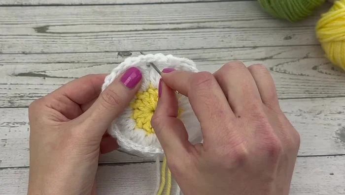 Slip stitch to join the round.