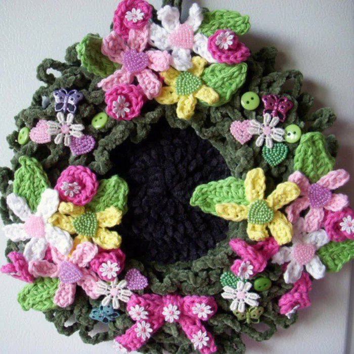 Specific examples of how these flower roundups can be used for different holidays and occasions.