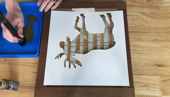 Let the paint dry: Allow the paint to dry completely.