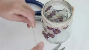 DIY Pressed Flower Glass Jar Lanterns: A Step-by-Step Guide