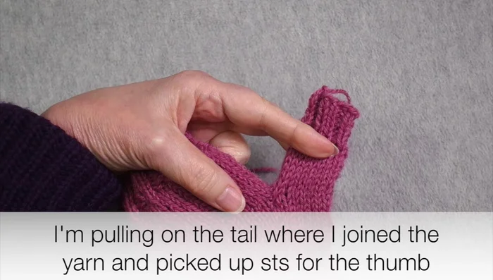 Bind Off and Weave in Ends: Bind off all stitches and weave in the ends.