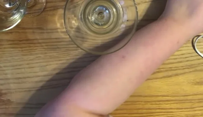 Clean the surfaces with rubbing alcohol and a tissue to remove any residue.