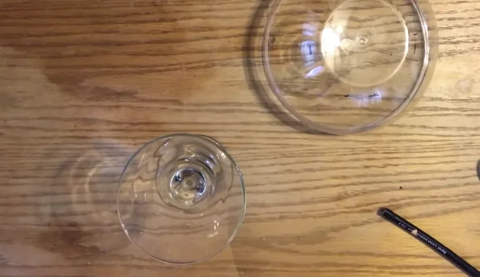 Gently rotate the glass to evenly distribute the glue.