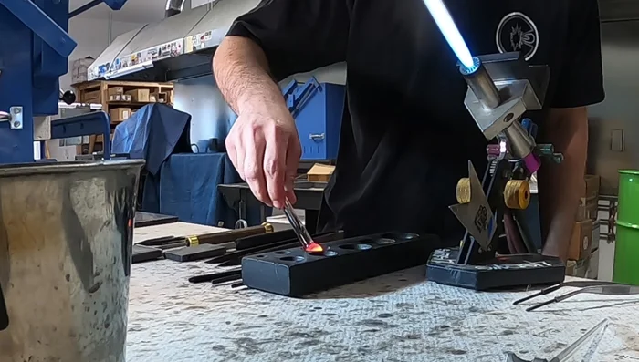 Attach additional Onyx to the clear glass to avoid clear blips on the back.