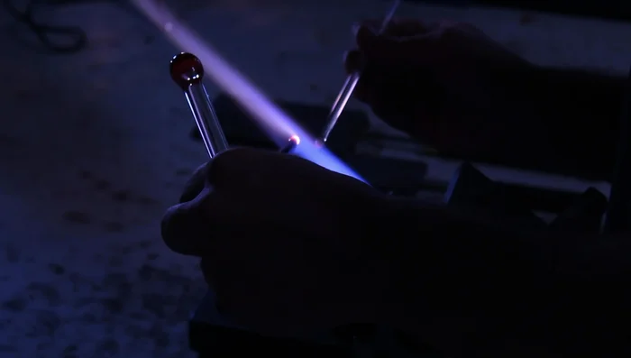 Attach additional Onyx to the clear glass to avoid clear blips on the back.