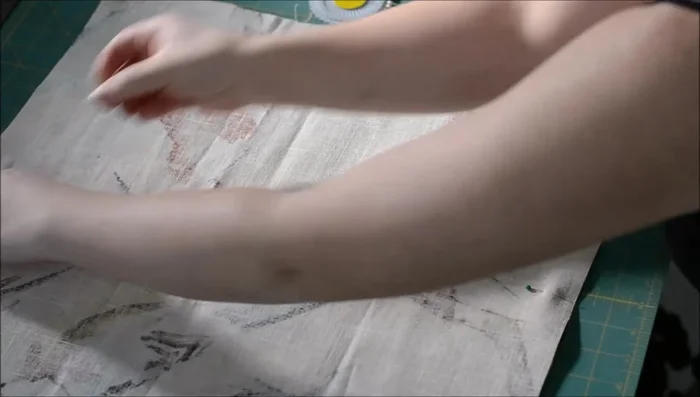 Sew around the perimeter using a 1/2 inch seam allowance, leaving a 10-inch opening.