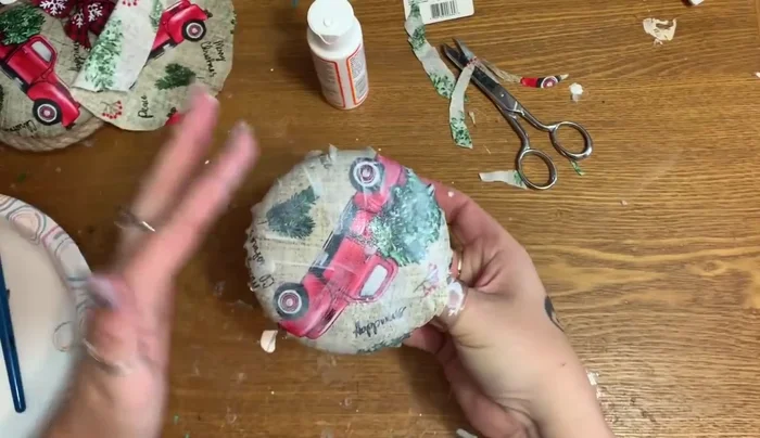 Let the Mod Podge dry completely: