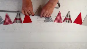 DIY Double-Sided Fabric Bunting: The Fastest and Easiest Method