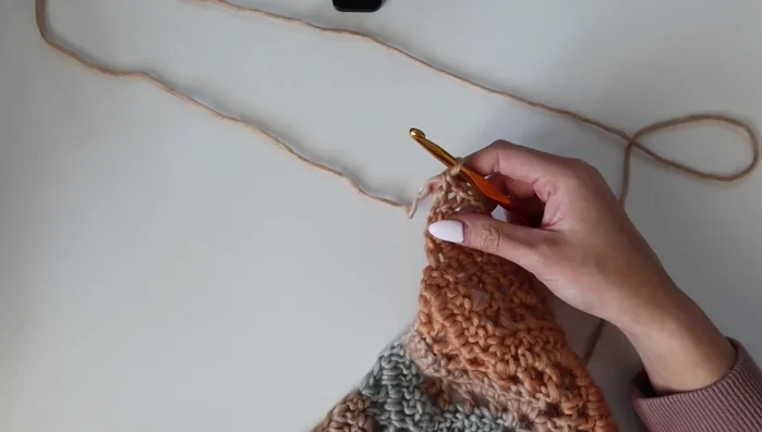 Fasten off, weave in ends.