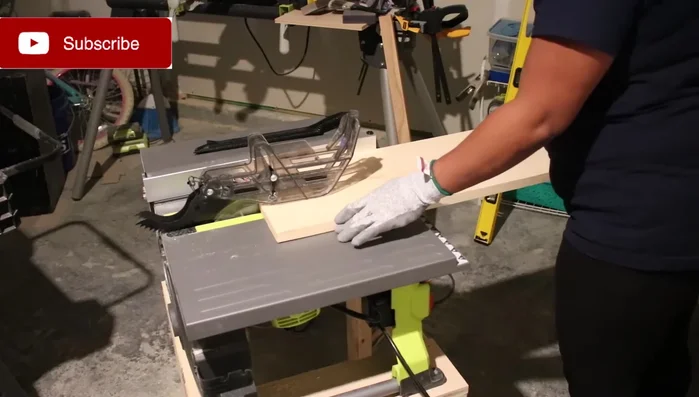 Prepare the wood: Cut four 12-inch pieces from 1x5 boards or a 1x10 board. For a 13-inch cube, cut the boards 1 inch shorter than your desired final size.