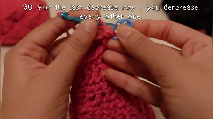 Single crochet and double crochet rows alternately until the ear is complete. Fasten off.