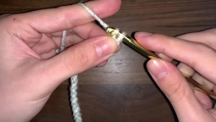 Slip stitch four times along the foundation chain.