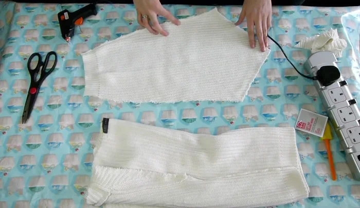 Glue the two long ends of the arm pieces together (right side to right side).