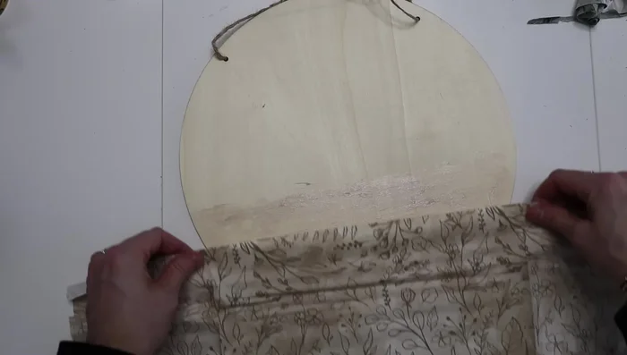 Trim excess fabric once the Mod Podge is dry.