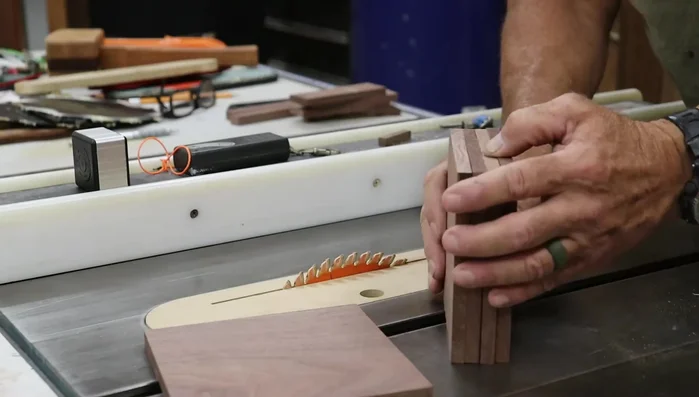 Glue up the box: Liberally apply glue to the box joints and carefully assemble the sides, wiping off excess glue with a wet rag. Clamp securely and let dry overnight.