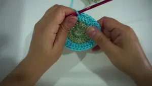 Crochet a Perfectly Round Blanket: Easy Step-by-Step Tutorial