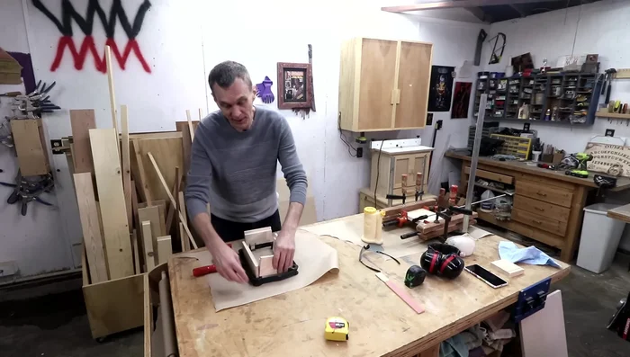 Glue the sides and bottom together simultaneously, ensuring glue coverage on all surfaces. (excluding the bottom rabbet until later.)