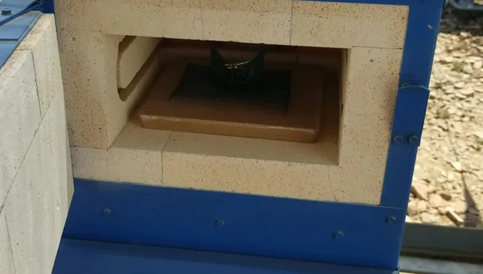 Fire the earrings in a kiln at 1400°F for 90 seconds.