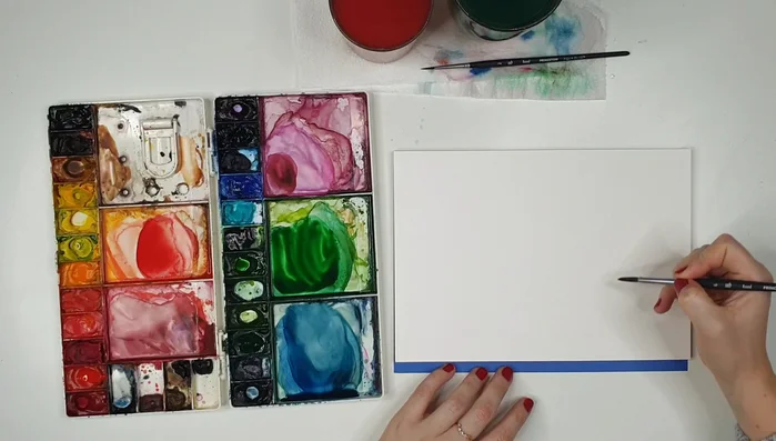 Vary the shades of green and blue leaves next to each other for contrast.