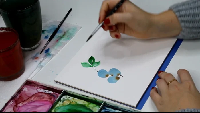 Vary the shades of green and blue leaves next to each other for contrast.