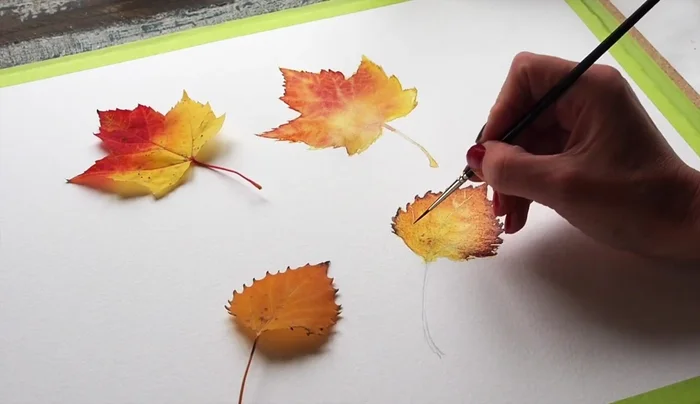 Add freckles and flaws to the leaf edges.