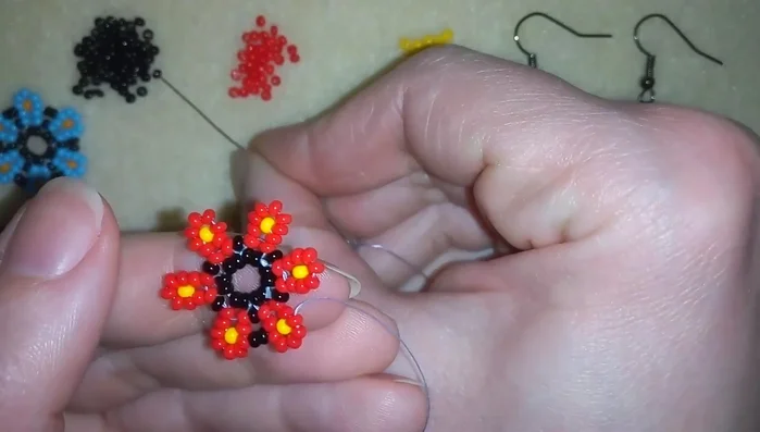 Repeat step 8 to finish the top of the flower.