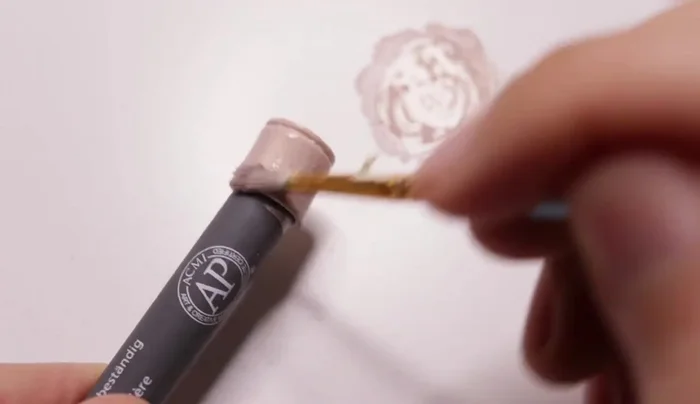 Advanced painting techniques: For more detailed designs, apply diluted brown paint and then add dark brown dots with a stiff-bristled brush. 