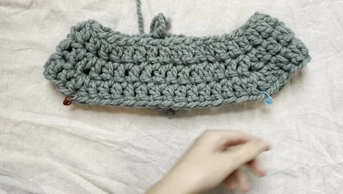 Continue this pattern until desired length is reached.