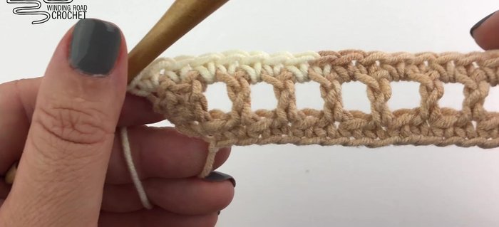 Repeat steps 3 and 4 until you have a total of nine rows (or any odd number of rows).