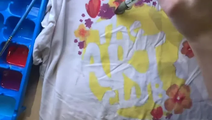 Wash the garment alone in the washing machine. Do not wash with other clothes to prevent potential staining.