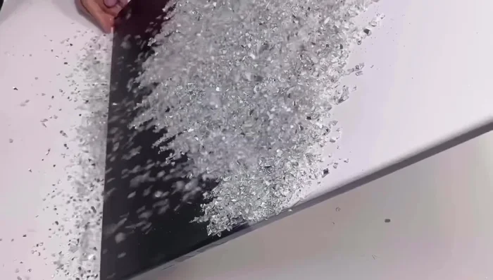 Shake off excess glitter and let it dry.