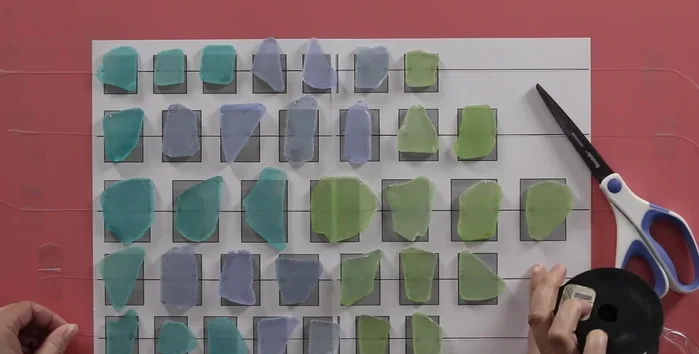 Let the glue dry for 30 minutes.